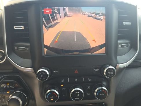 Used 2022 RAM 1500 Big Horn AWD/4WD image 29