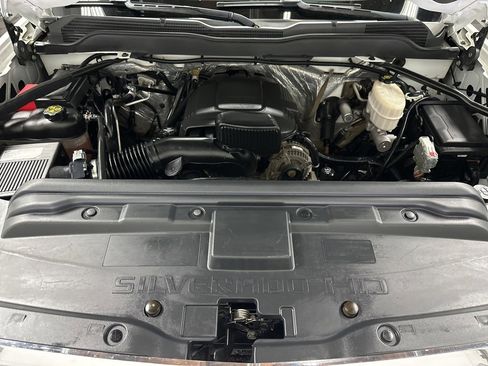Used 2015 Chevrolet Silverado 2500 LTZ image 32