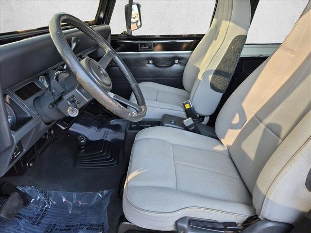 Used 1995 Jeep Wrangler SE AWD/4WD image 17