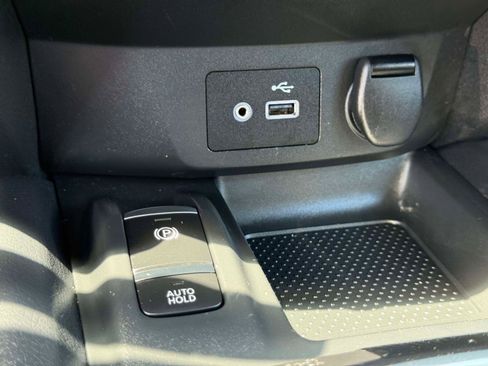 Used 2020 Nissan Rogue SV w/ Sun & Sound Touring Package AWD/4WD image 27