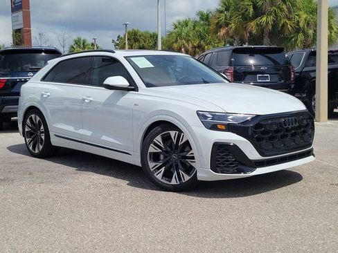 Certified 2025 Audi Q8 Prestige w/ Prestige Package AWD/4WD image 31