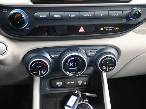 New 2026 Hyundai Venue SEL image 14