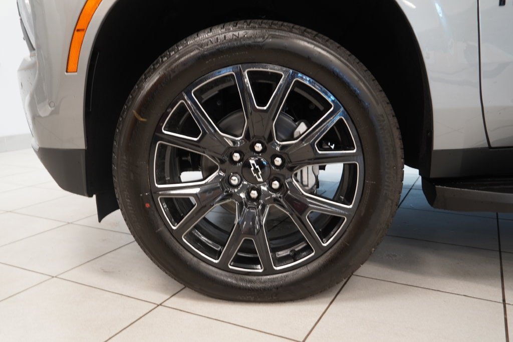 New 2026 Chevrolet Tahoe RST w/ RST Capability Package AWD/4WD image 18