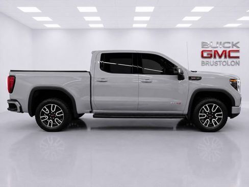 Used 2024 GMC Sierra 1500 AT4 w/ Technology Package AWD/4WD image 6