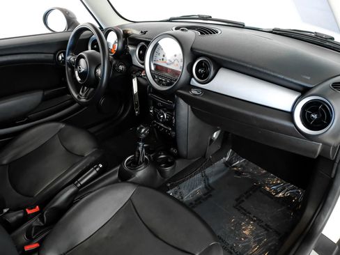 Used 2013 MINI Cooper Hardtop image 10