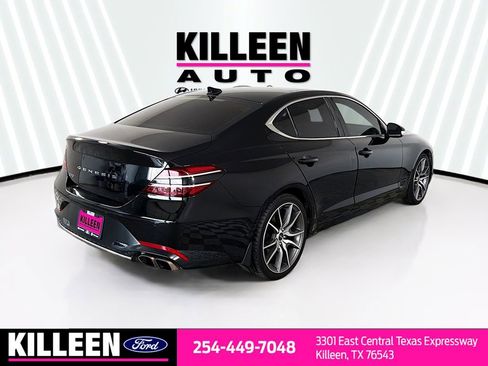 Used 2022 Genesis G70 2.0T w/ Prestige Package RWD image 8