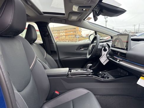 New 2026 Toyota Prius XLE image 5