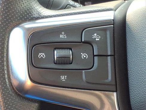 Used 2024 Chevrolet Blazer LT w/ Convenience Package FWD image 26