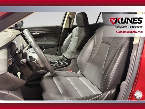 Used 2023 Buick Envision Essence FWD image 19