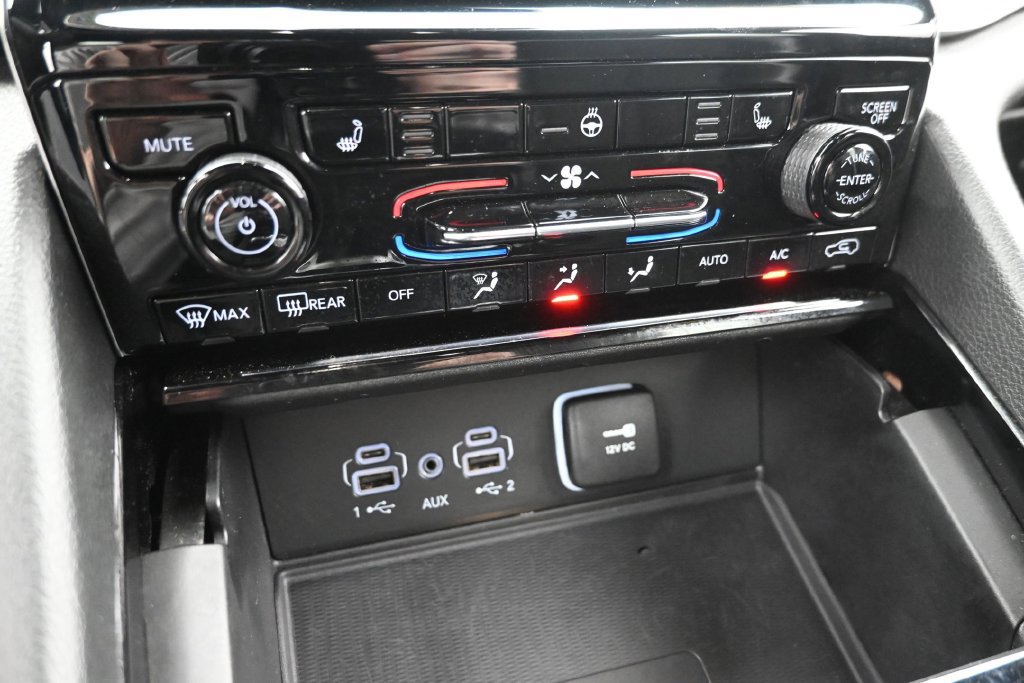 Used 2023 Jeep Grand Cherokee Altitude AWD/4WD image 20