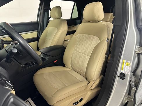 Used 2017 Ford Explorer 4WD image 12