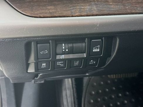 Used 2019 Subaru Outback 2.5i Limited AWD/4WD image 15