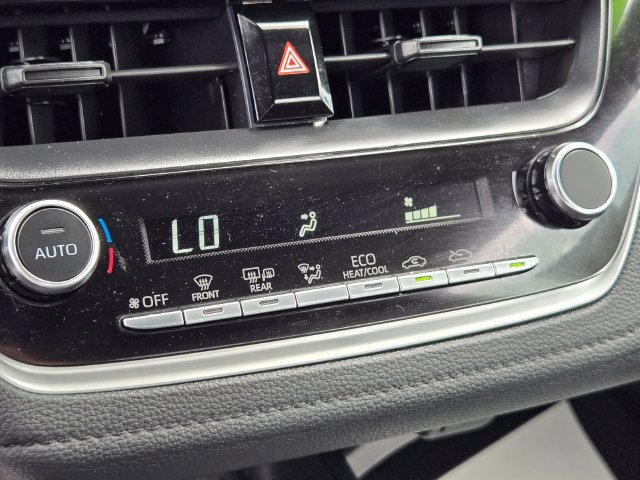 Used 2024 Toyota Corolla SE FWD image 17