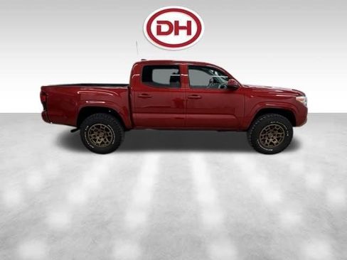 Used 2023 Toyota Tacoma SR AWD/4WD image 9