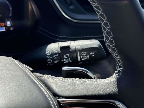 Used 2022 Jeep Grand Cherokee Overland image 20