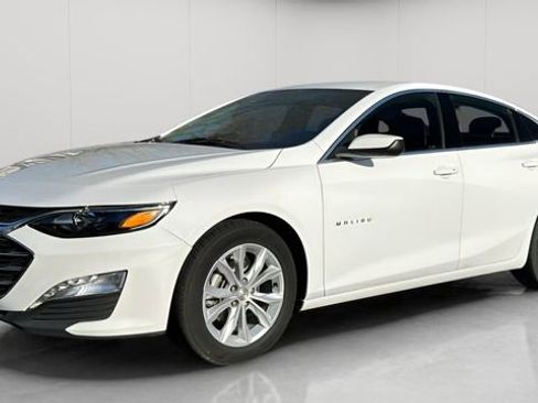 Used 2024 Chevrolet Malibu LT image 8
