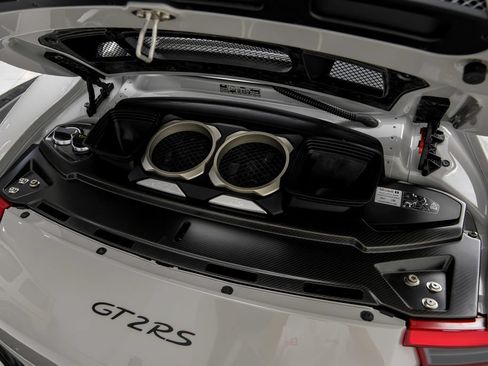 Used 2019 Porsche 911 GT2 RS RWD image 59