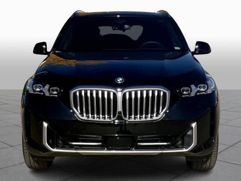 New 2026 BMW X5 xDrive50e w/ Executive Package image 3