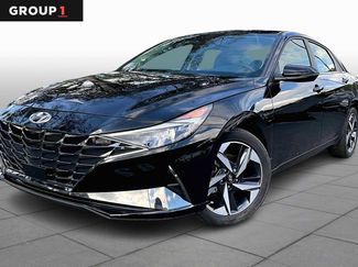 Used 2022 Hyundai Elantra Limited w/ Preferred Accessory Package video 1