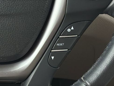 Used 2017 Honda Pilot EX-L image 31
