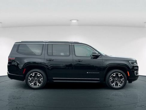 Used 2023 Jeep Wagoneer Series III w/ Convenience Group I AWD/4WD image 7