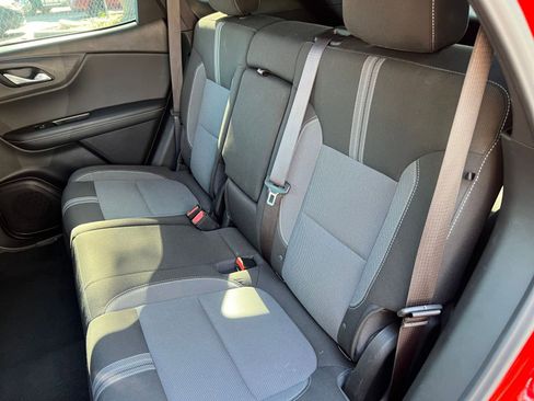 Used 2025 Chevrolet Blazer LT image 31