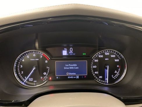 Used 2021 Cadillac XT5 Premium Luxury w/ LPO, Floor Liner Package image 9