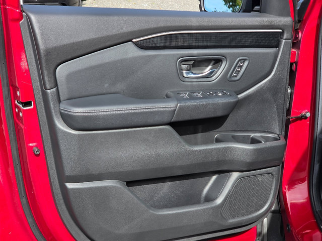 Certified 2025 Honda Pilot Elite image 21