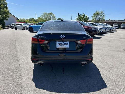 Used 2020 Nissan Altima 2.5 SR FWD image 4