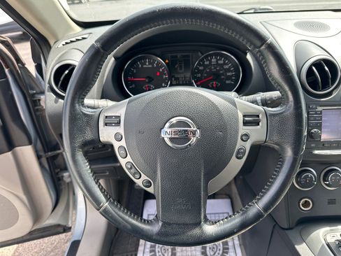 Used 2011 Nissan Rogue SV w/ SL Pkg AWD/4WD image 12
