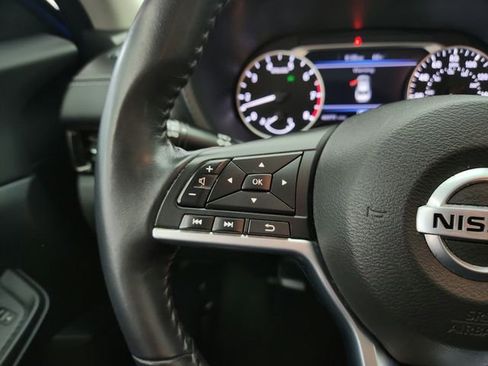 Used 2020 Nissan Sentra SV FWD image 17