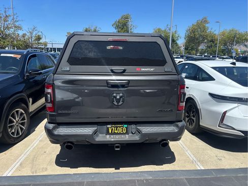 Used 2021 RAM 1500 Laramie AWD/4WD image 3