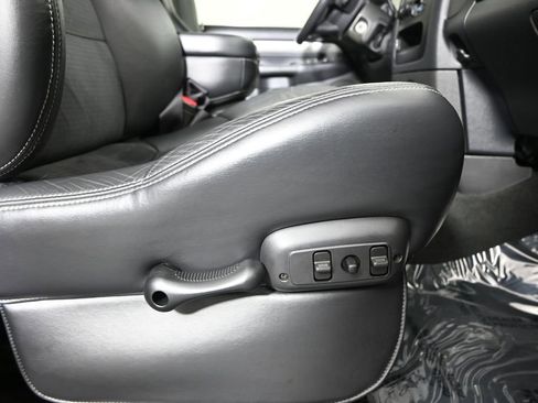 Used 2005 Dodge Ram 1500 Truck 2WD Quad Cab image 15