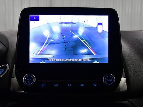 Used 2020 Ford EcoSport SES image 24