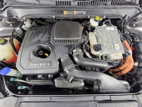 Used 2017 Lincoln MKZ Reserve w/ Climate Package FWD image 34