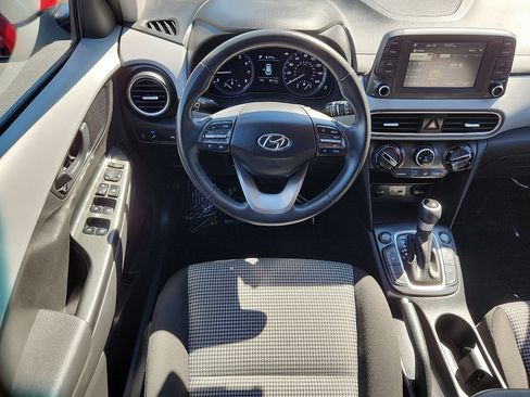 Used 2020 Hyundai Kona SEL AWD/4WD image 11