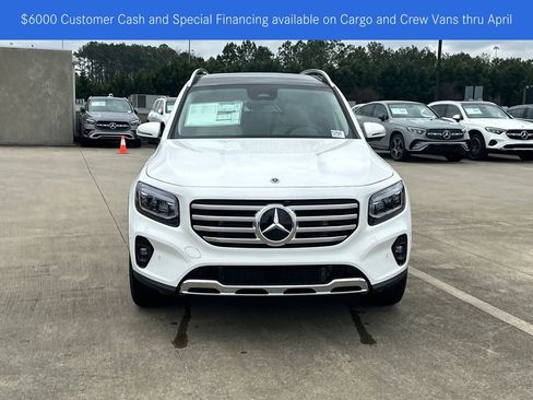 New 2026 Mercedes-Benz GLB 250 image 2