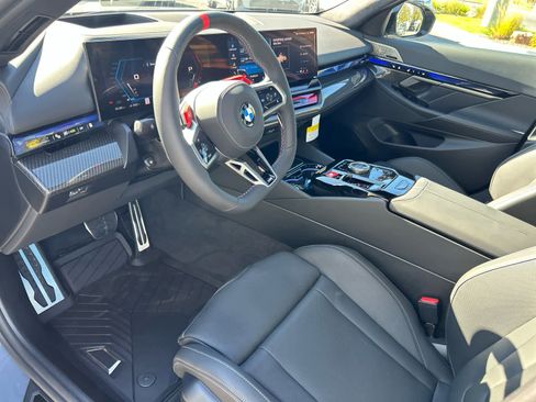 New 2026 BMW M5 w/ Executive Package AWD/4WD image 21