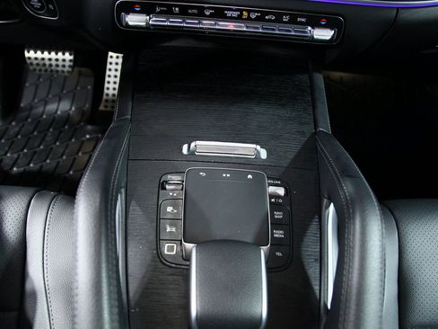 Used 2025 Mercedes-Benz GLS 450 4MATIC image 22