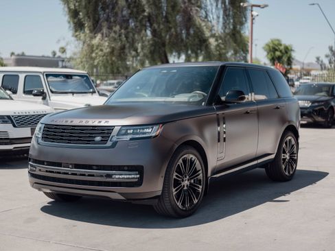 Used 2025 Land Rover Range Rover Autobiography AWD/4WD image 1