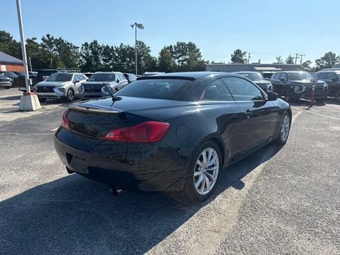 Used 2013 INFINITI G37 Convertible w/ Premium Pkg RWD image 4