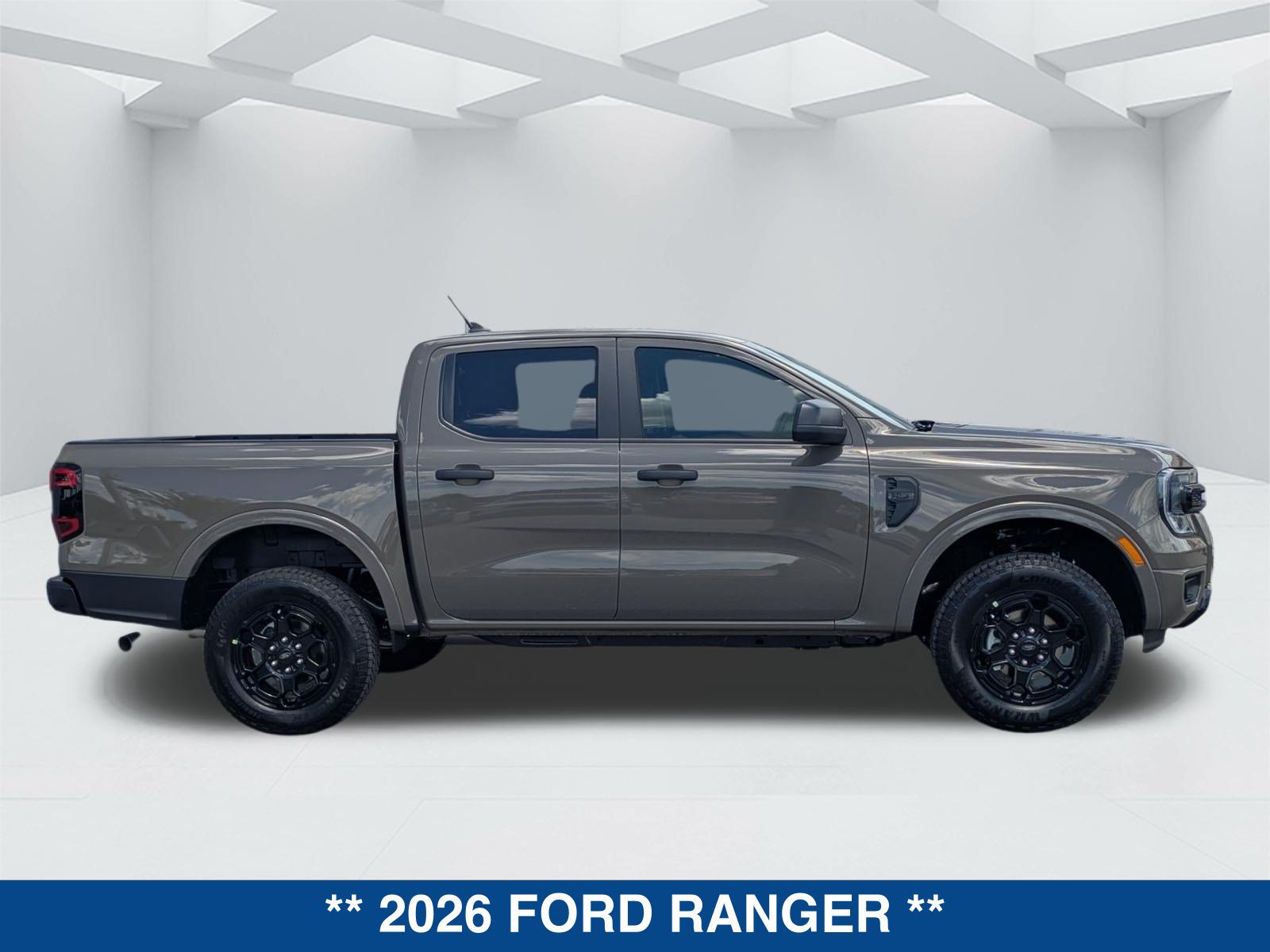 New 2026 Ford Ranger XLT w/ Black Appearance Package RWD image 5