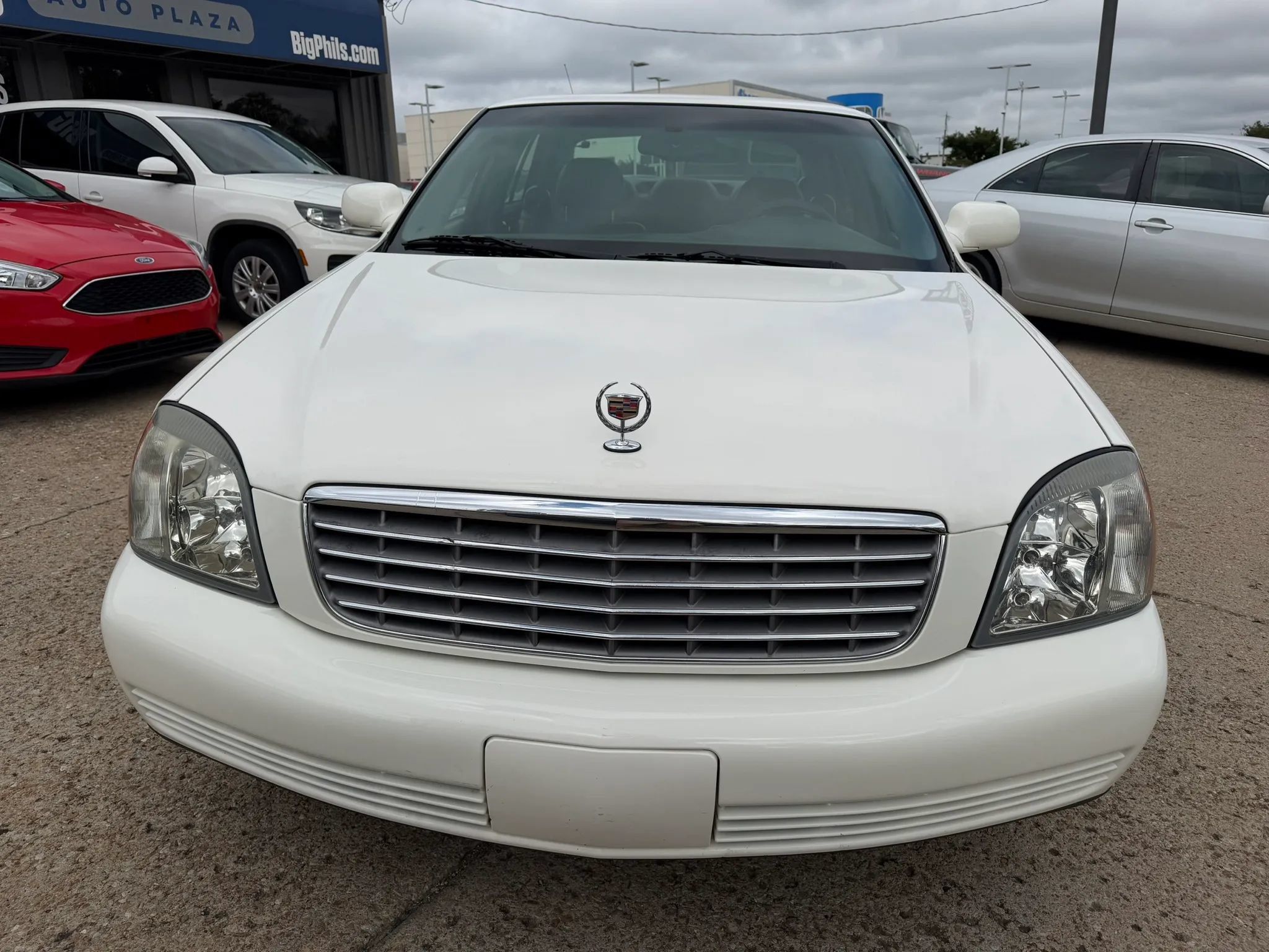 Used 2004 Cadillac De Ville w/ Equipment Group FWD image 5