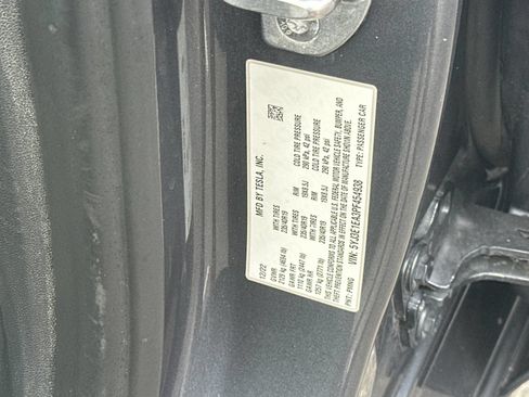Used 2023 Tesla Model 3 Standard Range RWD image 26
