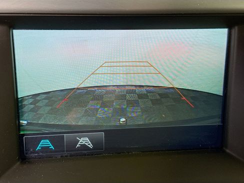 Used 2019 GMC Acadia SLE FWD image 19