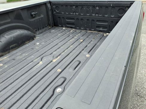 Used 2019 Ford F250 XLT w/ XLT Premium Package AWD/4WD image 11