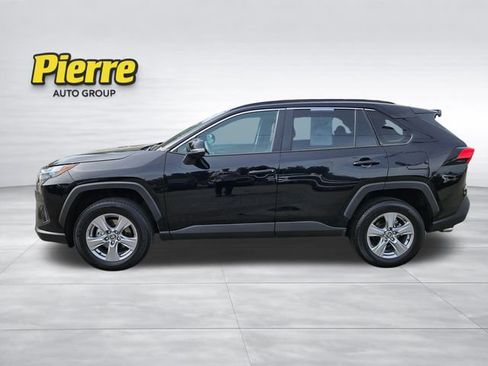 Used 2025 Toyota RAV4 XLE AWD/4WD image 8
