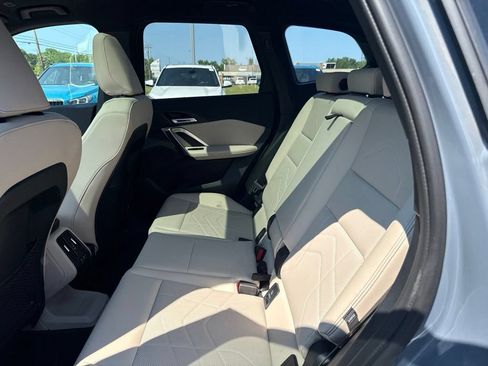 Used 2023 BMW X1 xDrive28i w/ Convenience Package AWD/4WD image 19