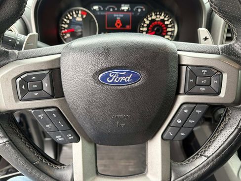 Used 2018 Ford F150 Raptor w/ Equipment Group 802A Luxury image 6