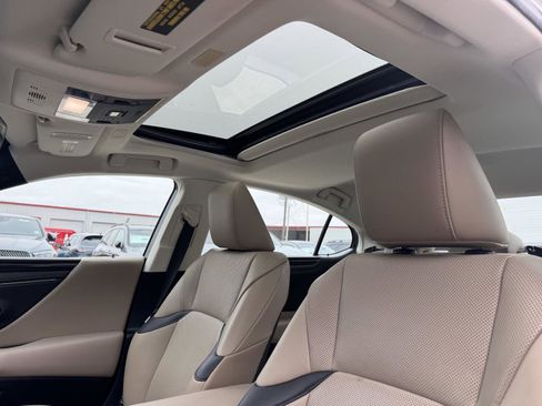 Used 2021 Lexus ES 350 image 15